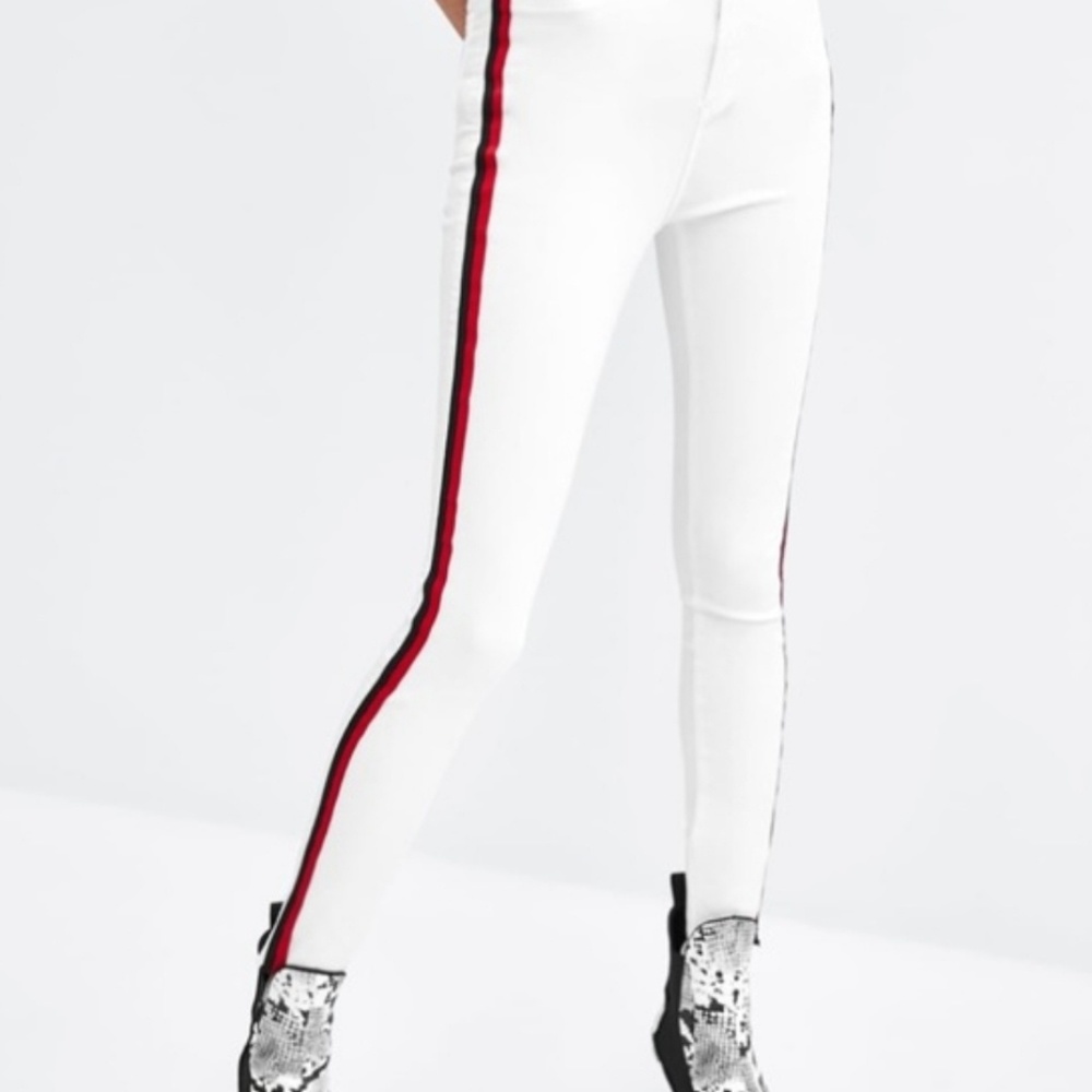 Nwt hi rise shaper zara Jean's